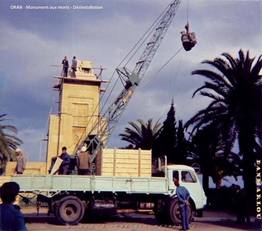 FM ac- 04- Monument aux morts desinstallation.jpg